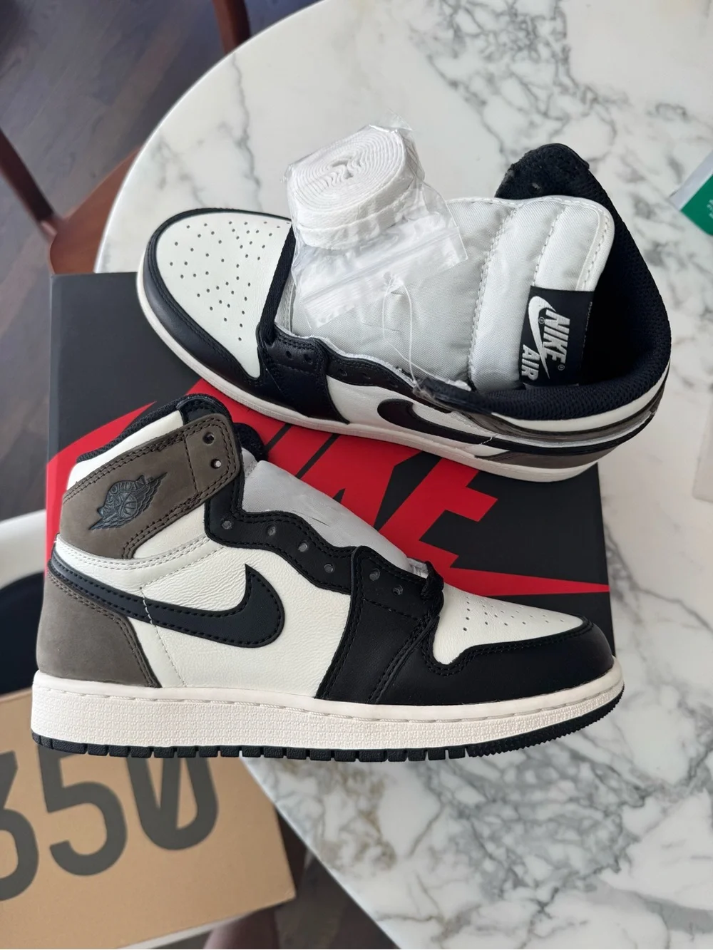 Nike Air Jordan 1 Retro High OG “Dark Mocha” size 36